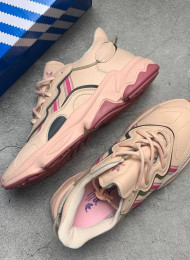Кроссовки Adidas Ozweego Icey Pink Trace Maroon живое фото 2